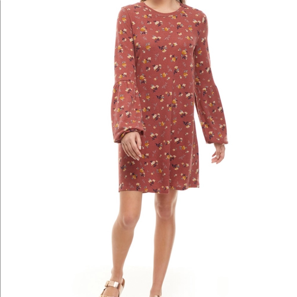 Cute juniors dress!